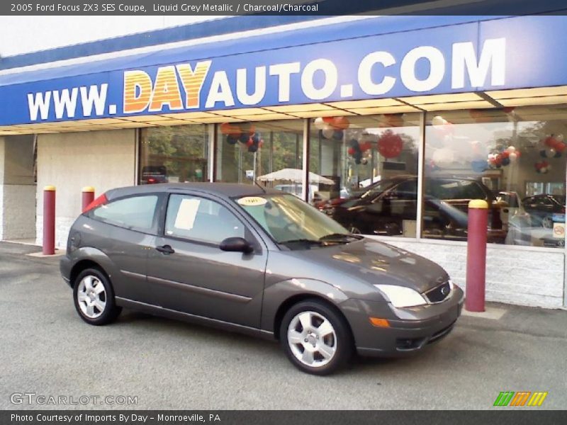 Liquid Grey Metallic / Charcoal/Charcoal 2005 Ford Focus ZX3 SES Coupe