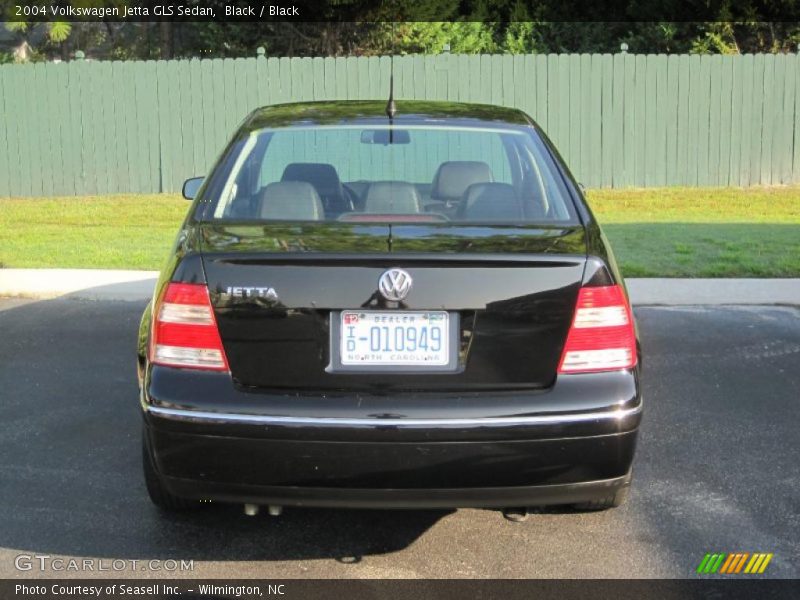 Black / Black 2004 Volkswagen Jetta GLS Sedan