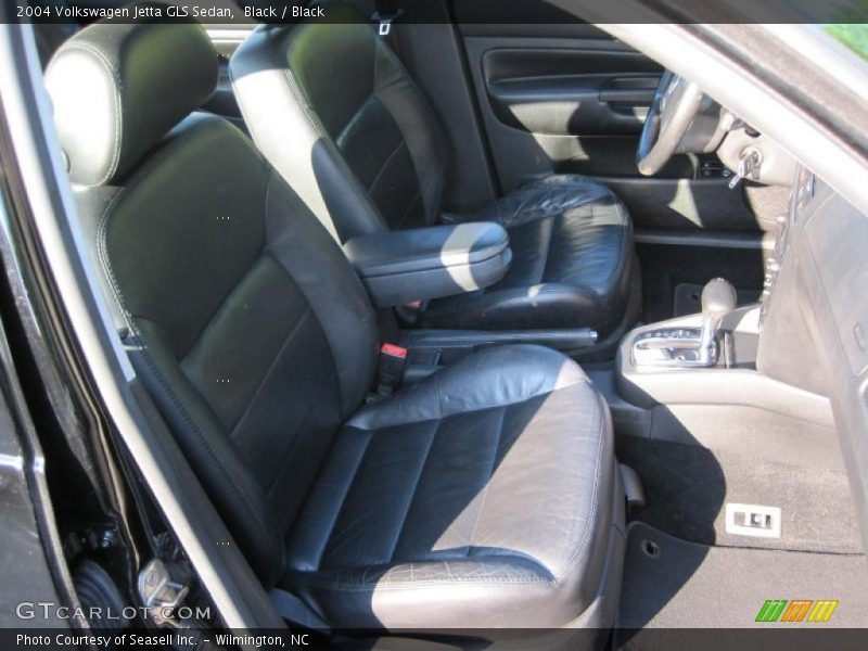 Black / Black 2004 Volkswagen Jetta GLS Sedan