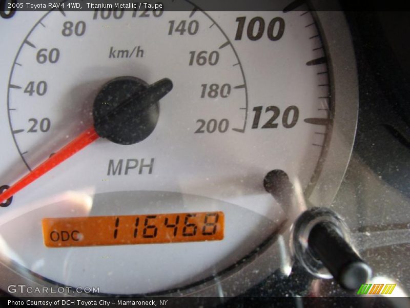 Titanium Metallic / Taupe 2005 Toyota RAV4 4WD