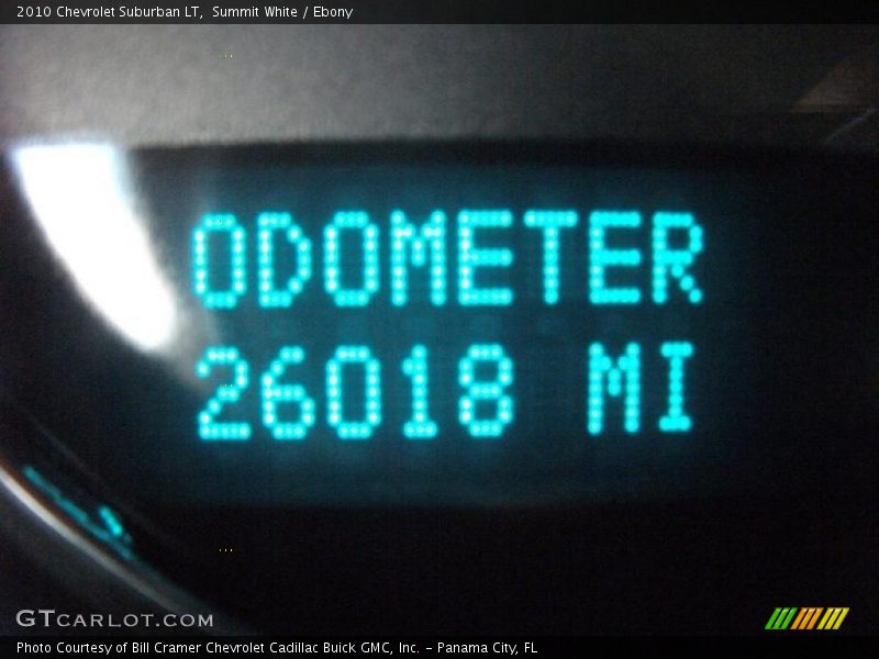 Summit White / Ebony 2010 Chevrolet Suburban LT