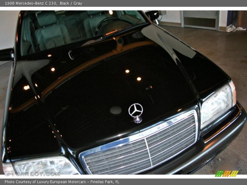 Black / Gray 1998 Mercedes-Benz C 230