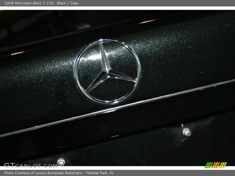 Black / Gray 1998 Mercedes-Benz C 230