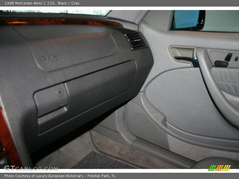 Black / Gray 1998 Mercedes-Benz C 230