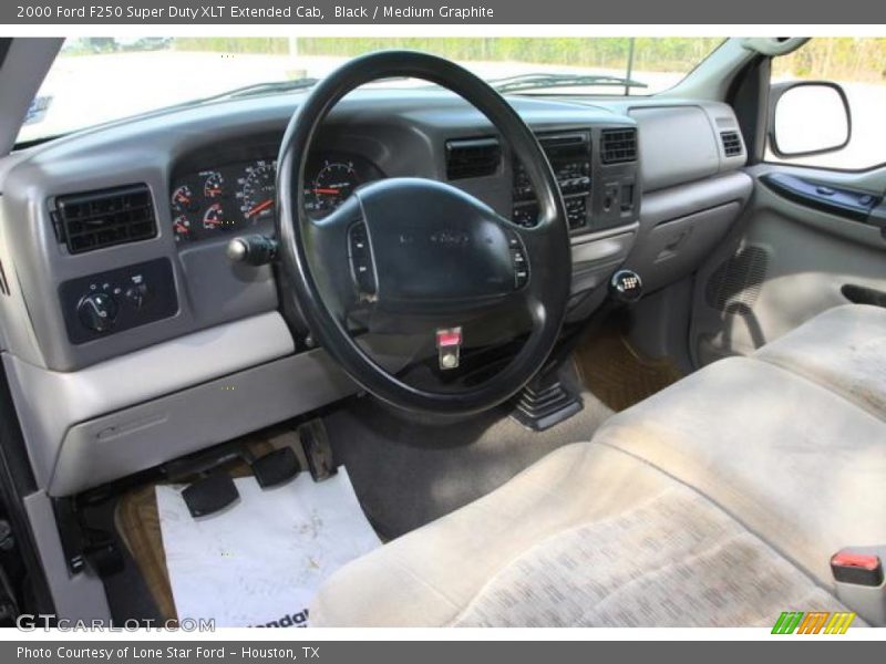 Black / Medium Graphite 2000 Ford F250 Super Duty XLT Extended Cab