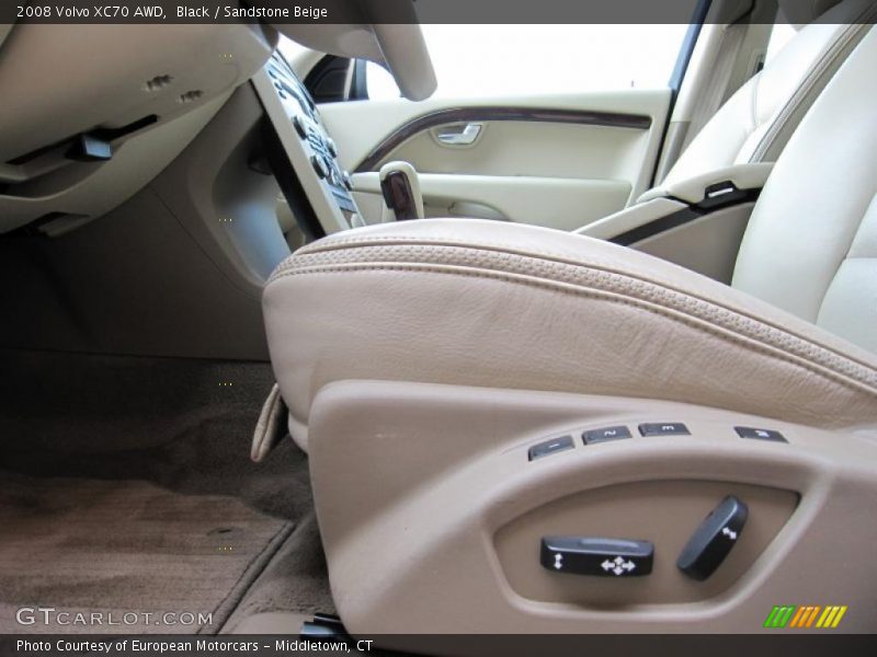 Black / Sandstone Beige 2008 Volvo XC70 AWD