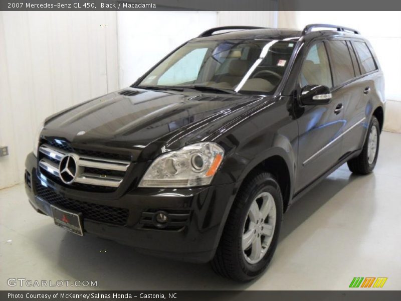 Black / Macadamia 2007 Mercedes-Benz GL 450