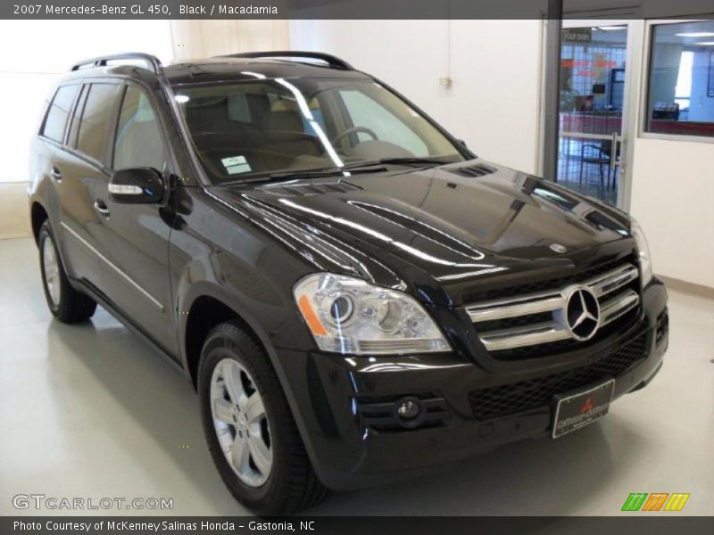 Black / Macadamia 2007 Mercedes-Benz GL 450