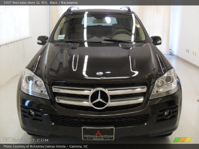 Black / Macadamia 2007 Mercedes-Benz GL 450
