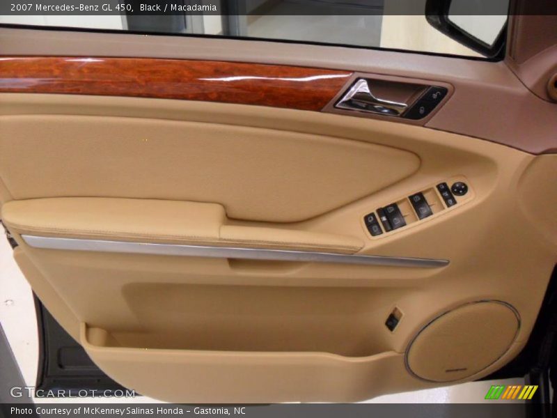Black / Macadamia 2007 Mercedes-Benz GL 450