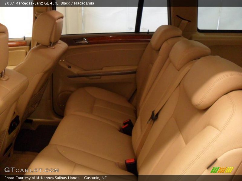 Black / Macadamia 2007 Mercedes-Benz GL 450