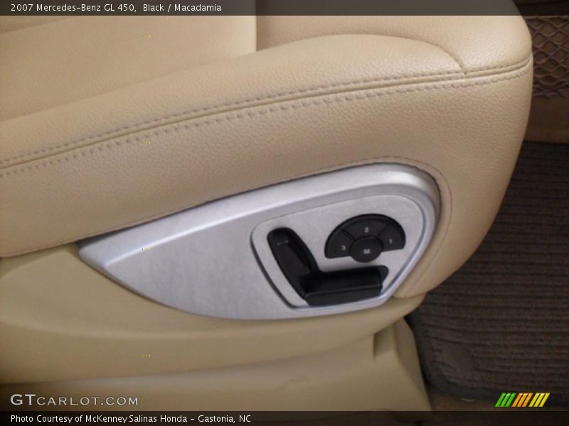 Black / Macadamia 2007 Mercedes-Benz GL 450
