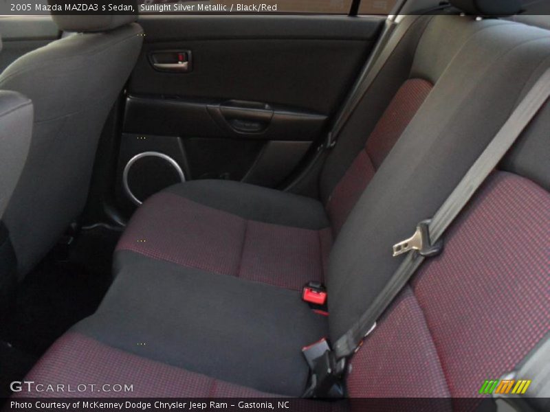 Sunlight Silver Metallic / Black/Red 2005 Mazda MAZDA3 s Sedan