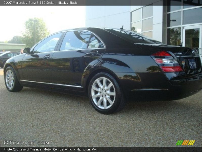 Black / Black 2007 Mercedes-Benz S 550 Sedan