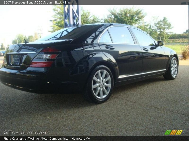 Black / Black 2007 Mercedes-Benz S 550 Sedan