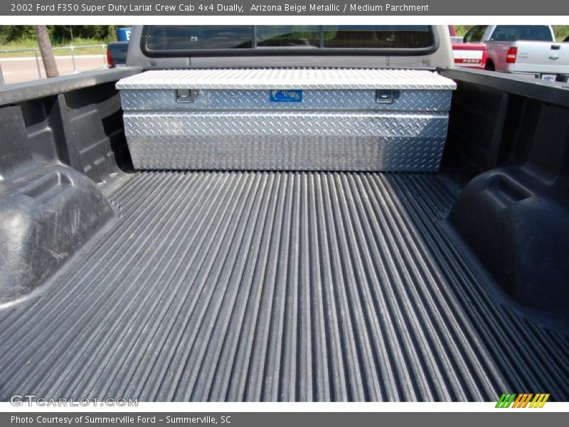 Arizona Beige Metallic / Medium Parchment 2002 Ford F350 Super Duty Lariat Crew Cab 4x4 Dually