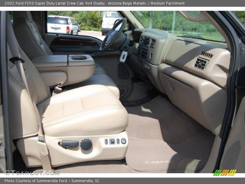 Arizona Beige Metallic / Medium Parchment 2002 Ford F350 Super Duty Lariat Crew Cab 4x4 Dually