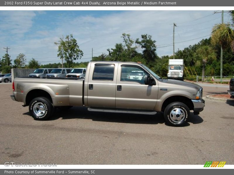 Arizona Beige Metallic / Medium Parchment 2002 Ford F350 Super Duty Lariat Crew Cab 4x4 Dually