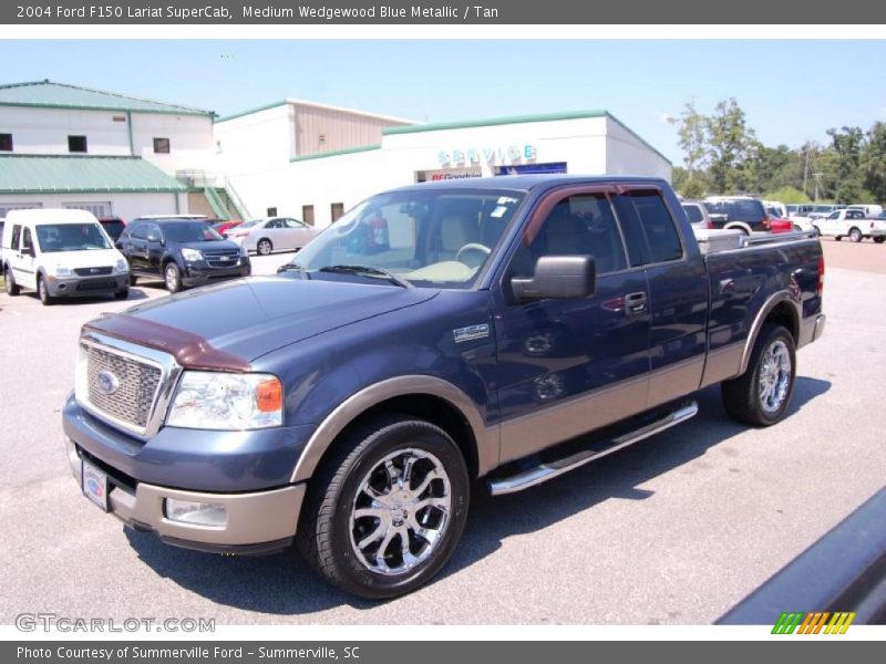 Medium Wedgewood Blue Metallic / Tan 2004 Ford F150 Lariat SuperCab