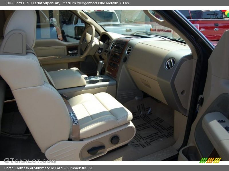 Medium Wedgewood Blue Metallic / Tan 2004 Ford F150 Lariat SuperCab