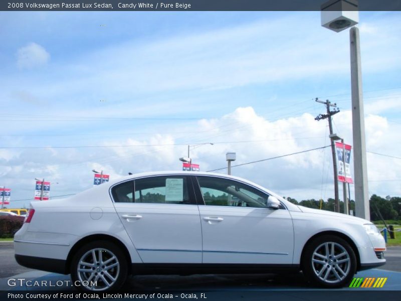 Candy White / Pure Beige 2008 Volkswagen Passat Lux Sedan