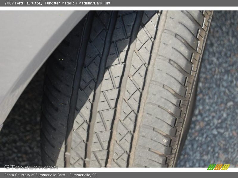Tungsten Metallic / Medium/Dark Flint 2007 Ford Taurus SE