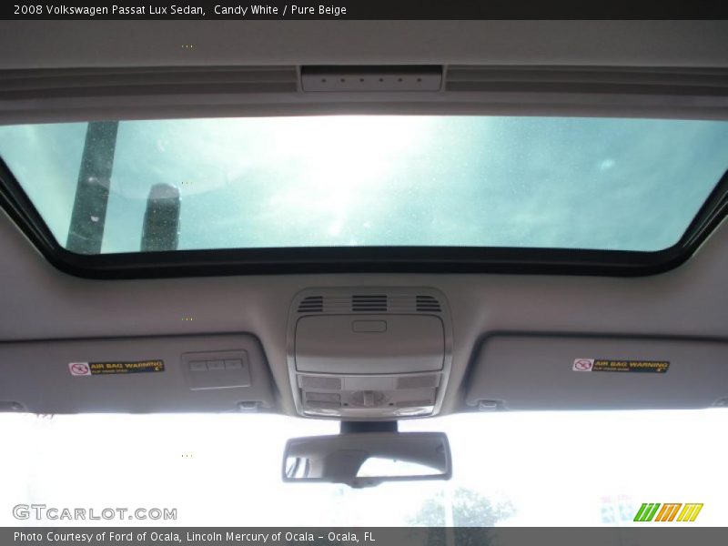 Candy White / Pure Beige 2008 Volkswagen Passat Lux Sedan