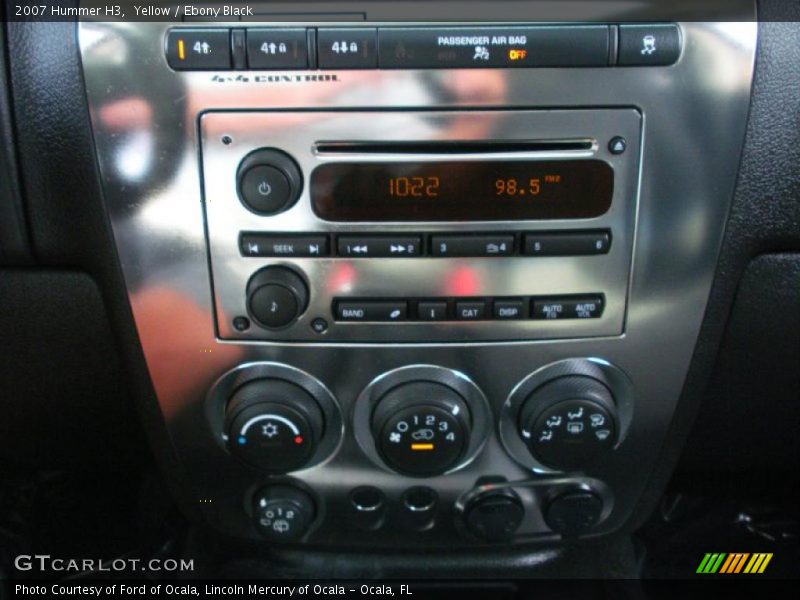 Yellow / Ebony Black 2007 Hummer H3