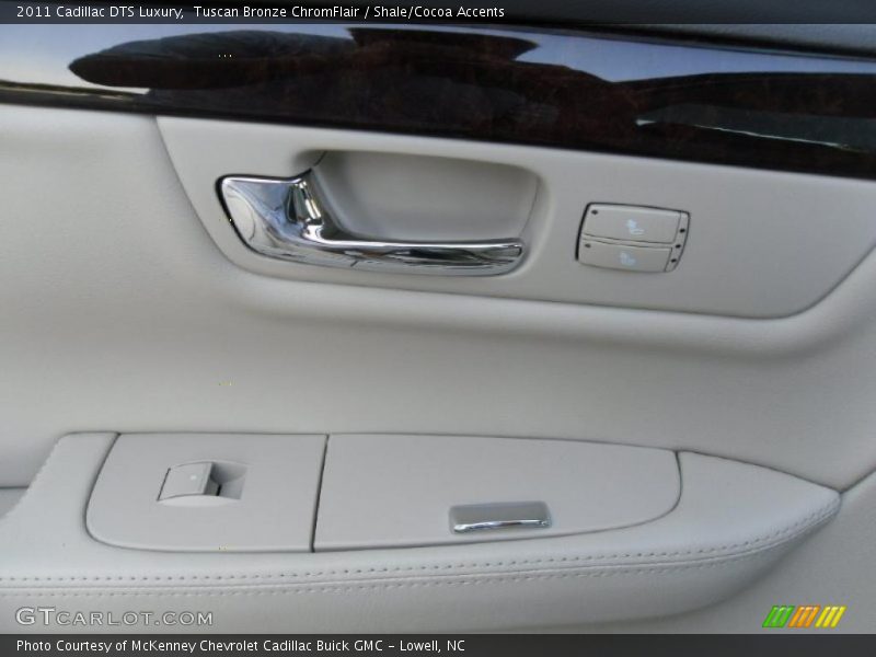 Tuscan Bronze ChromFlair / Shale/Cocoa Accents 2011 Cadillac DTS Luxury