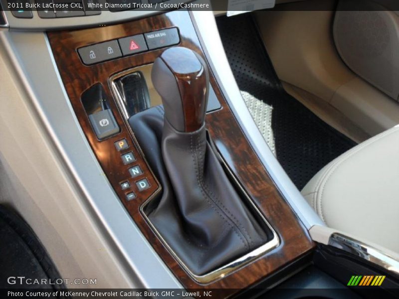 White Diamond Tricoat / Cocoa/Cashmere 2011 Buick LaCrosse CXL