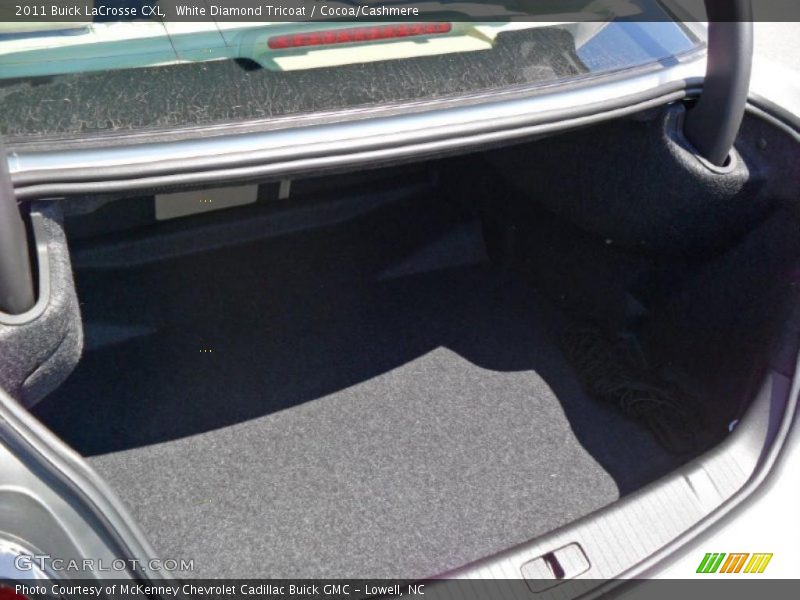 White Diamond Tricoat / Cocoa/Cashmere 2011 Buick LaCrosse CXL