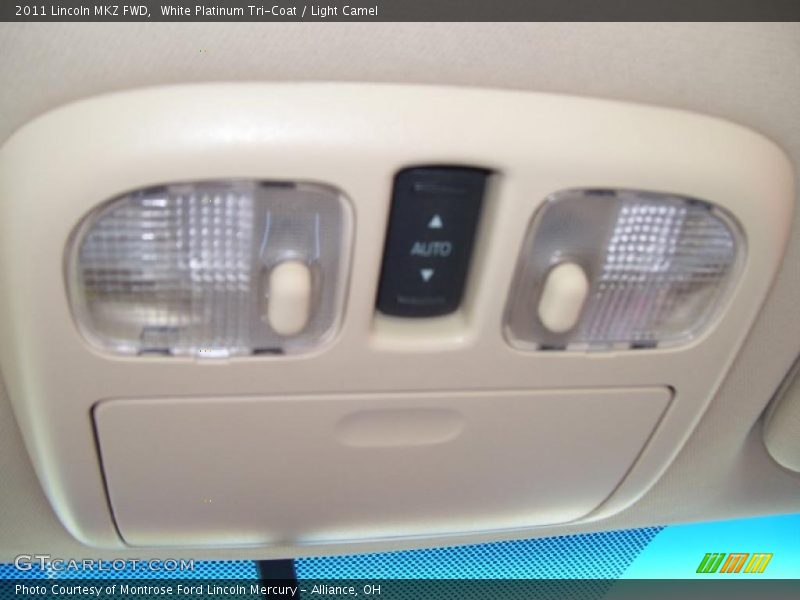 White Platinum Tri-Coat / Light Camel 2011 Lincoln MKZ FWD