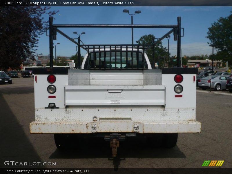 Oxford White / Tan 2006 Ford F350 Super Duty XLT Crew Cab 4x4 Chassis