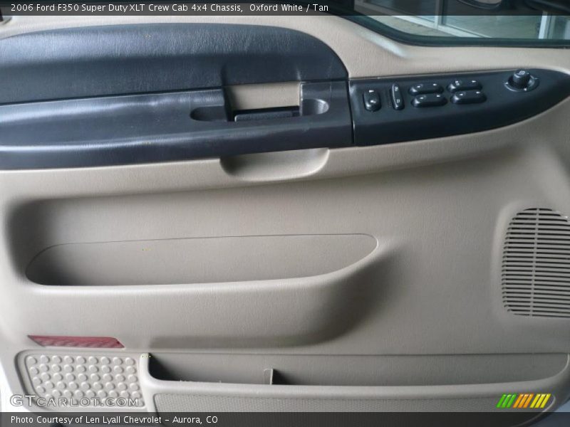 Oxford White / Tan 2006 Ford F350 Super Duty XLT Crew Cab 4x4 Chassis
