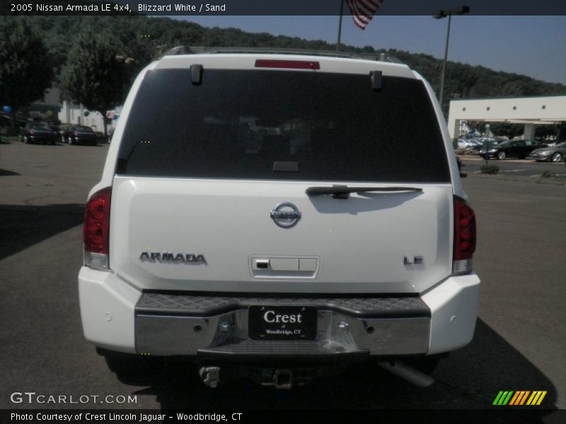 Blizzard White / Sand 2005 Nissan Armada LE 4x4