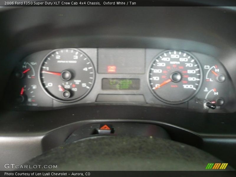Oxford White / Tan 2006 Ford F350 Super Duty XLT Crew Cab 4x4 Chassis