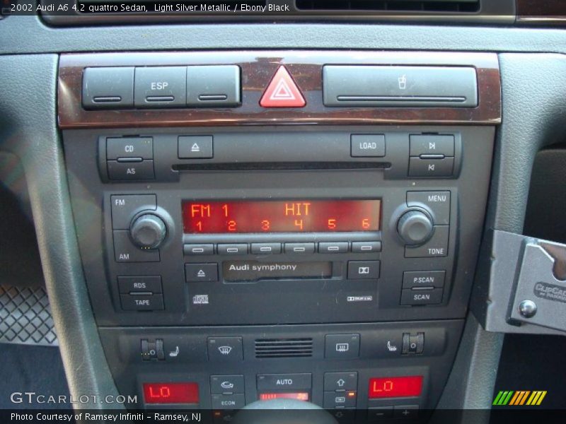 Light Silver Metallic / Ebony Black 2002 Audi A6 4.2 quattro Sedan