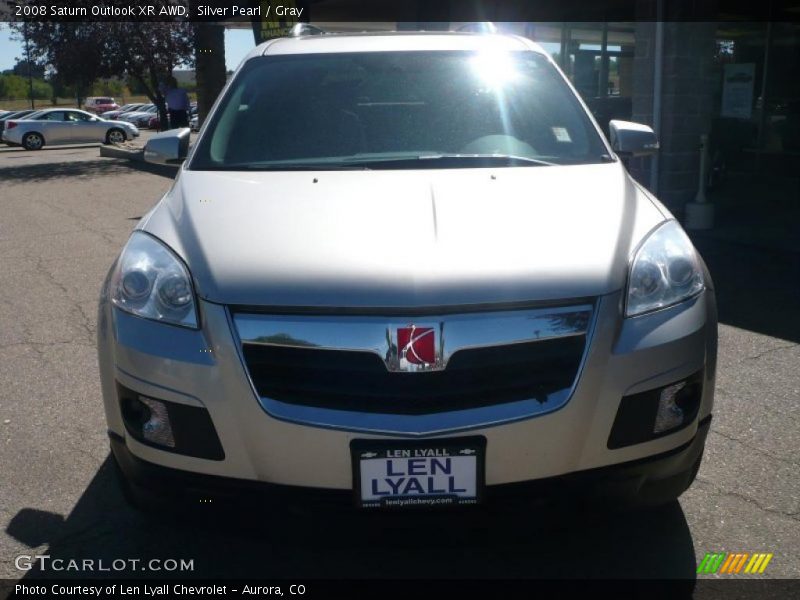 Silver Pearl / Gray 2008 Saturn Outlook XR AWD