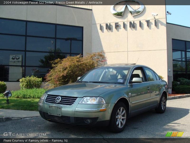 Fresco Green Metallic / Anthracite 2004 Volkswagen Passat GLS Sedan