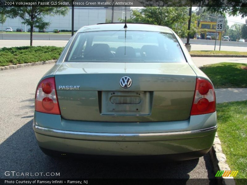 Fresco Green Metallic / Anthracite 2004 Volkswagen Passat GLS Sedan