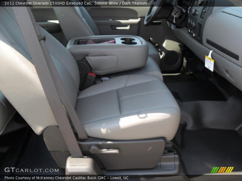 Summit White / Dark Titanium 2011 Chevrolet Silverado 2500HD Extended Cab