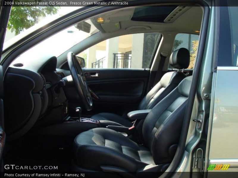 Fresco Green Metallic / Anthracite 2004 Volkswagen Passat GLS Sedan