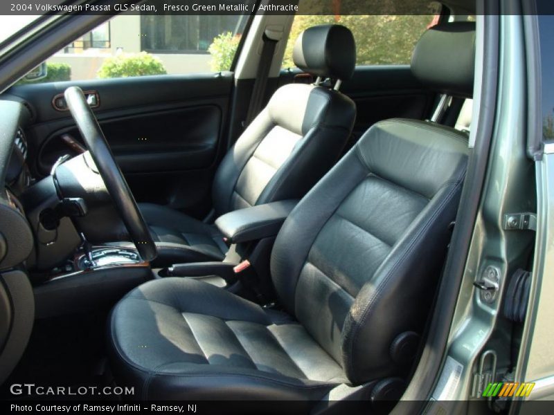 Fresco Green Metallic / Anthracite 2004 Volkswagen Passat GLS Sedan