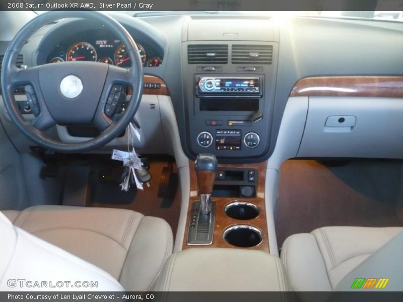 Silver Pearl / Gray 2008 Saturn Outlook XR AWD
