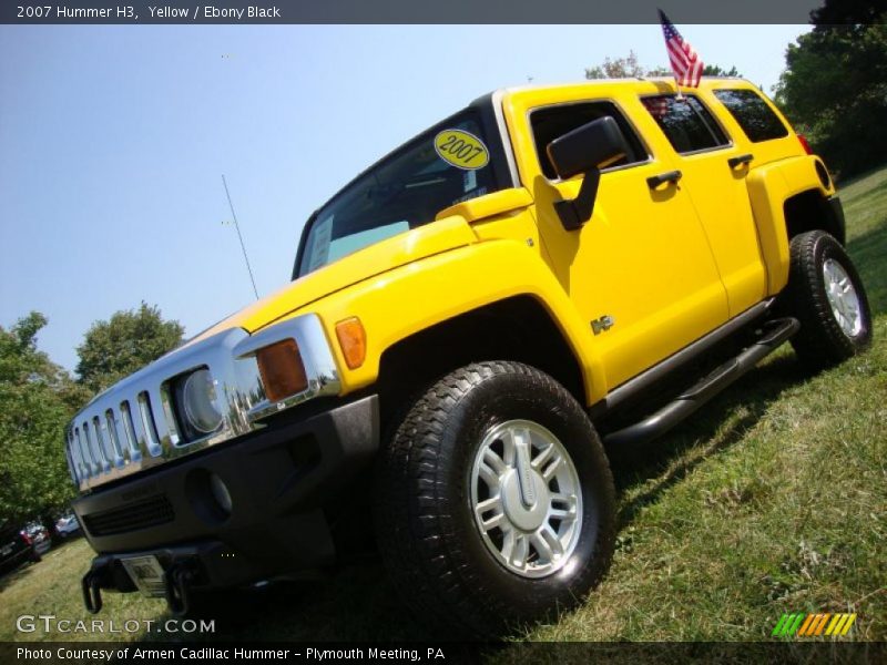 Yellow / Ebony Black 2007 Hummer H3