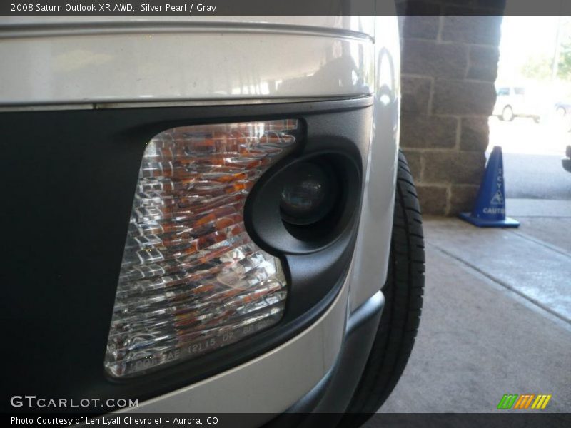 Silver Pearl / Gray 2008 Saturn Outlook XR AWD