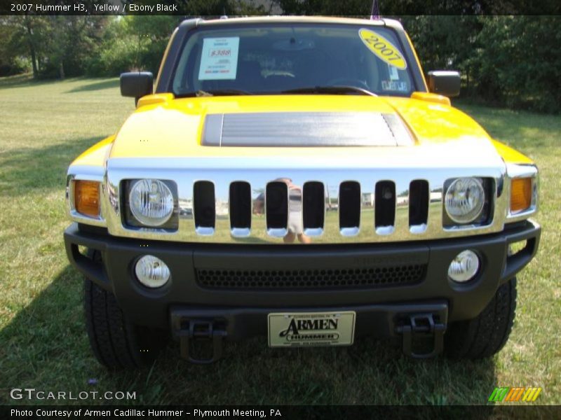 Yellow / Ebony Black 2007 Hummer H3