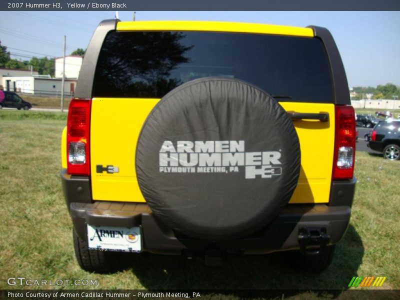 Yellow / Ebony Black 2007 Hummer H3