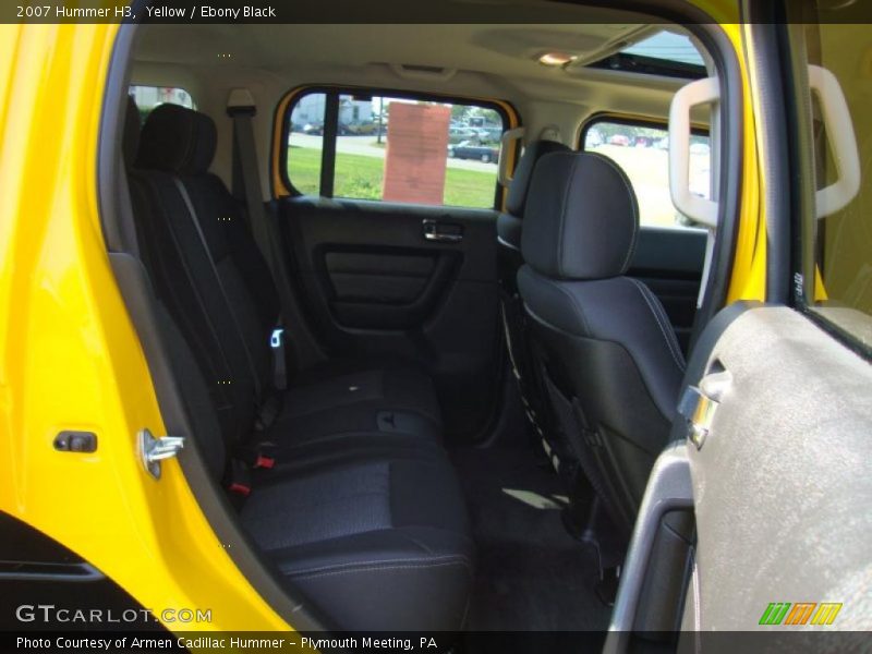 Yellow / Ebony Black 2007 Hummer H3