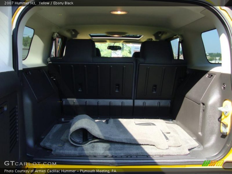 Yellow / Ebony Black 2007 Hummer H3